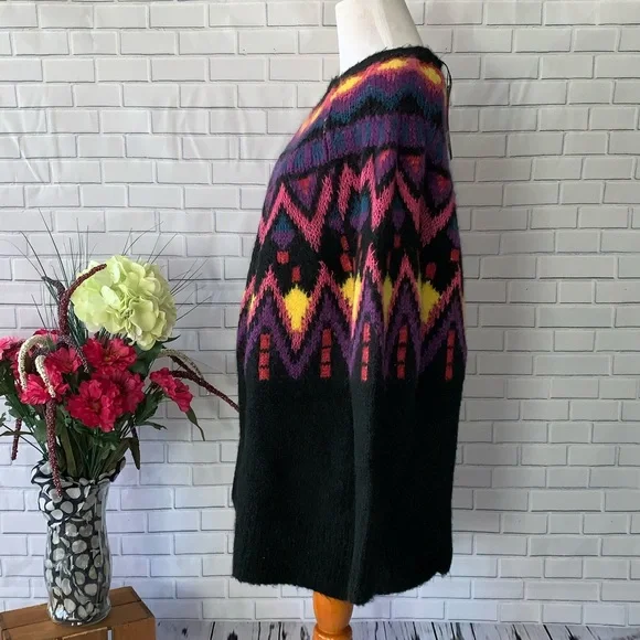 EUC Zara Multicolor Geometric Sweater - Picture 8 of 13